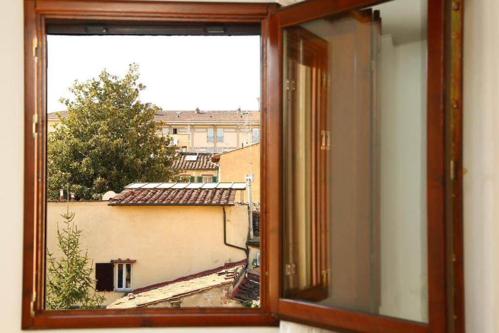 Santa Maria Novella Station Florentine Apartment Florenz Exterior foto